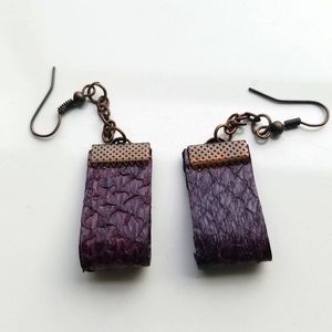 NWOT Handmade leather earrings